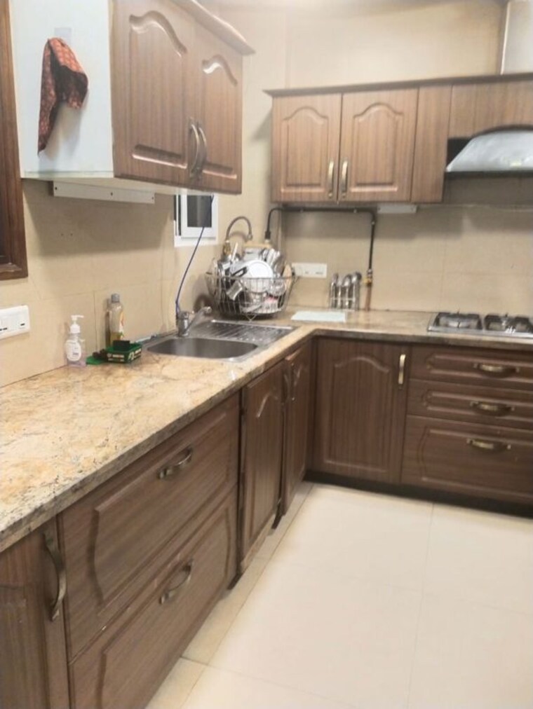 Kitchen, south extension ii 3 Bedroom 1800 Sq.Ft. Builder Floor In South Extension ii Delhi 10413853