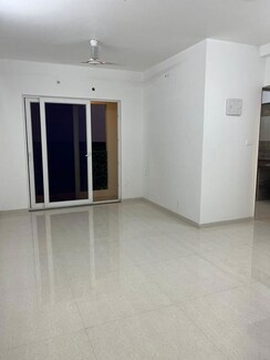 2 BHK Apartment For Rent in Arihant Aalishan