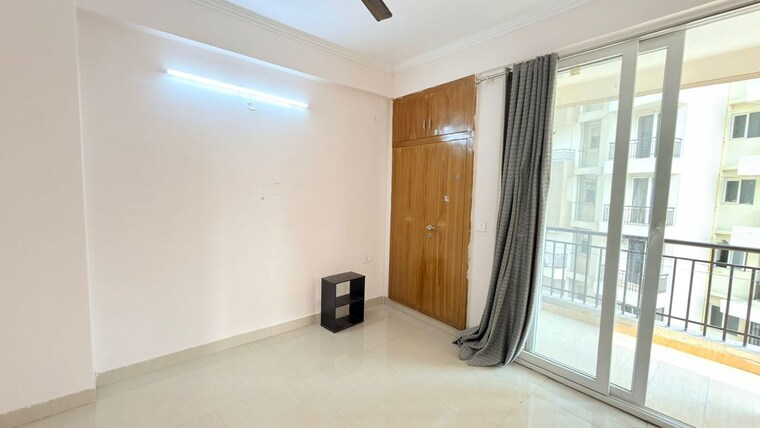 Room, amrapali-kingswood 3 Bedroom 1425 Sq.Ft. Apartment In Sector 4 Greater Noida Greater Noida 10413915