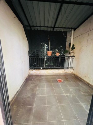  2 BHK Apartment at Arihant Venkateshwara Green City, Hadapsar – for Rent