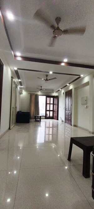 Living Room in 3 BHK Builder Floor at Sector 45 – for Rent