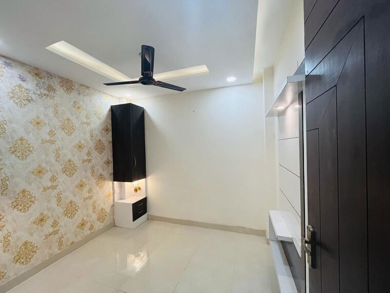 Bathroom, dwarka mor 2.5 Bedroom 800 Sq.Ft. Builder Floor In Dwarka Mor Delhi 10413949