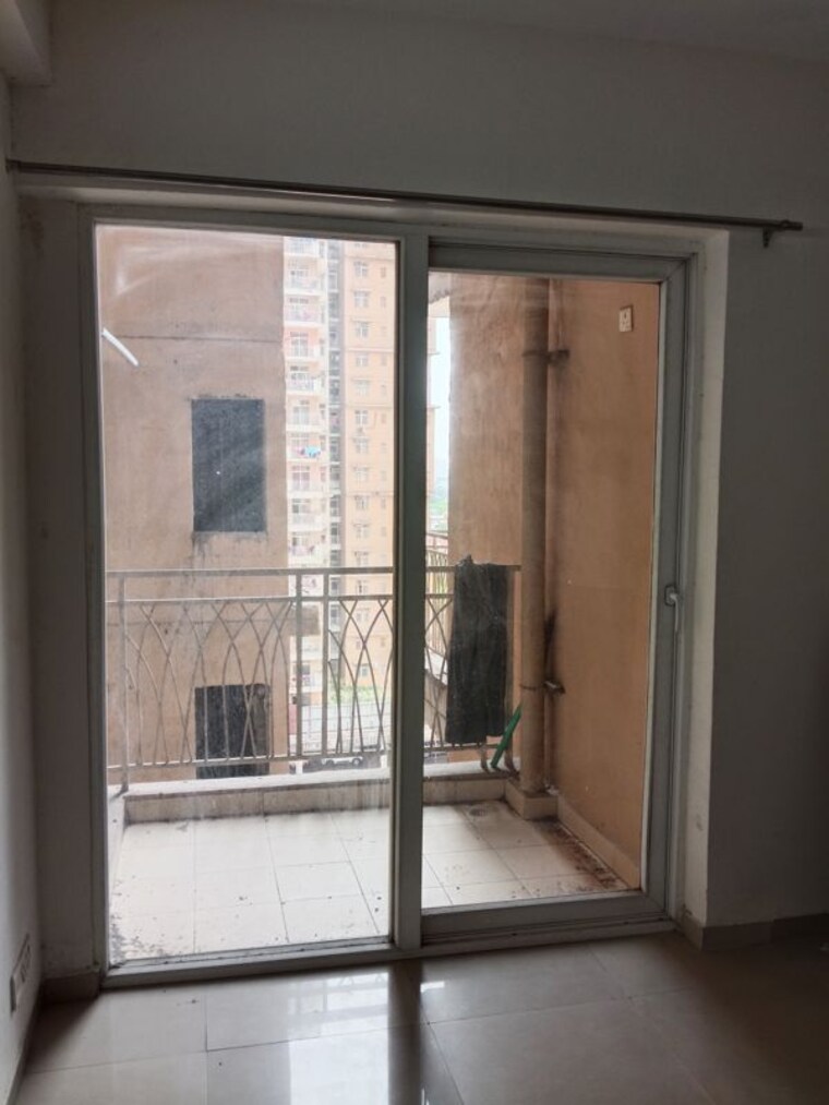 Room, mahagun-mywoods-iii 2 Bedroom 960 Sq.Ft. Apartment In Sector 16c Greater Noida Greater Noida 10413968