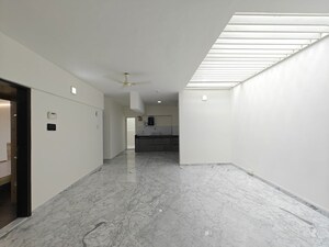 Room in 4 BHK Apartment at Rohan Mithila, Viman Nagar – for Rent