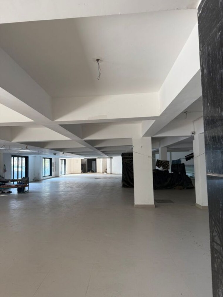  Parking, dlf city phase 3 1 Bedroom 500 Sq.Yd. Builder Floor In Dlf City Phase 3 Gurgaon 10413976