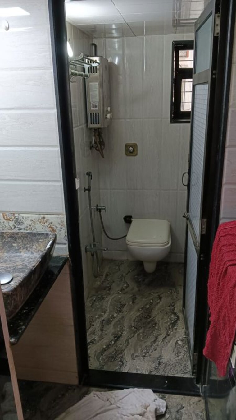 Bathroom, abrol-krishna-utsav 2 Bedroom 650 Sq.Ft. Apartment In Malad West Mumbai 10413983