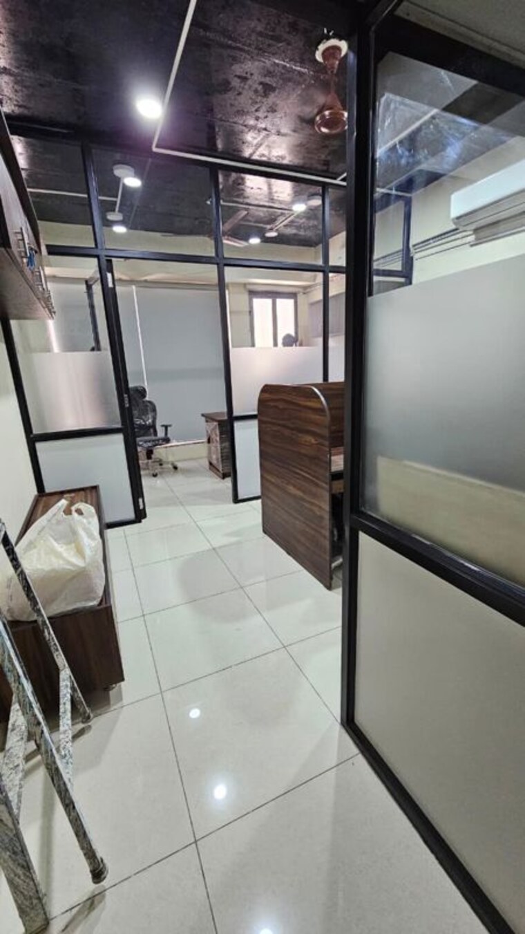 Team Area, prahlad nagar Commercial Office Space 463 Sq.Ft. In Prahlad Nagar Ahmedabad 10414006
