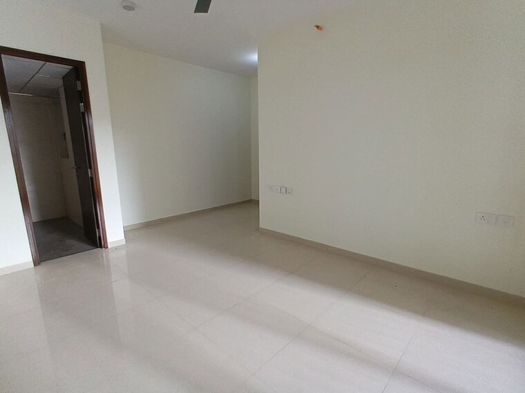 Room, courtyard-by-narang-realty-and-the-wadhwa-group 3 Bedroom 1160 Sq.Ft. Apartment In Pokhran Road No Two Thane 10414029