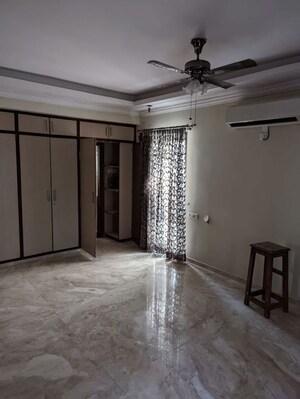 Room in 4 BHK Independent House at Anu Crown, Old Bowenpally – for Sale