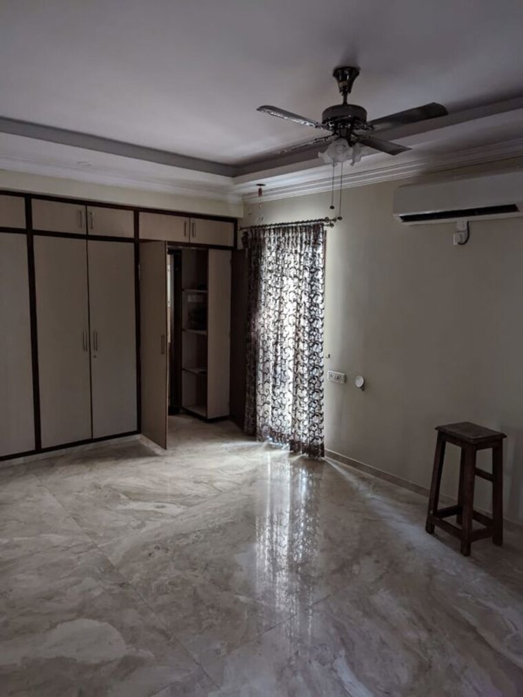 Room, anu-crown 4 Bedroom 189 Sq.Yd. Independent House In Old Bowenpally Hyderabad 10414061