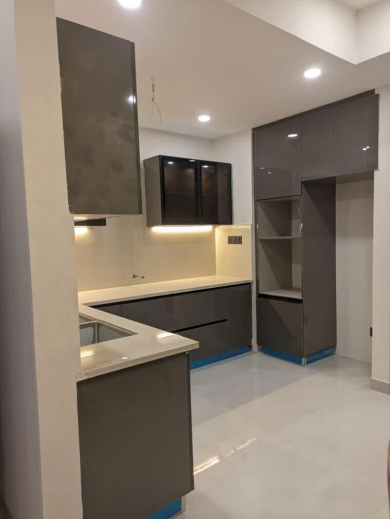 Kitchen, shri-northview-avenue 3 Bedroom 150 Sq.Yd. Apartment In Dyalpur Zirakpur 10414030