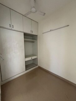 2.5 BHK + Study Room Apartment For Rent in Emaar Emerald Estate