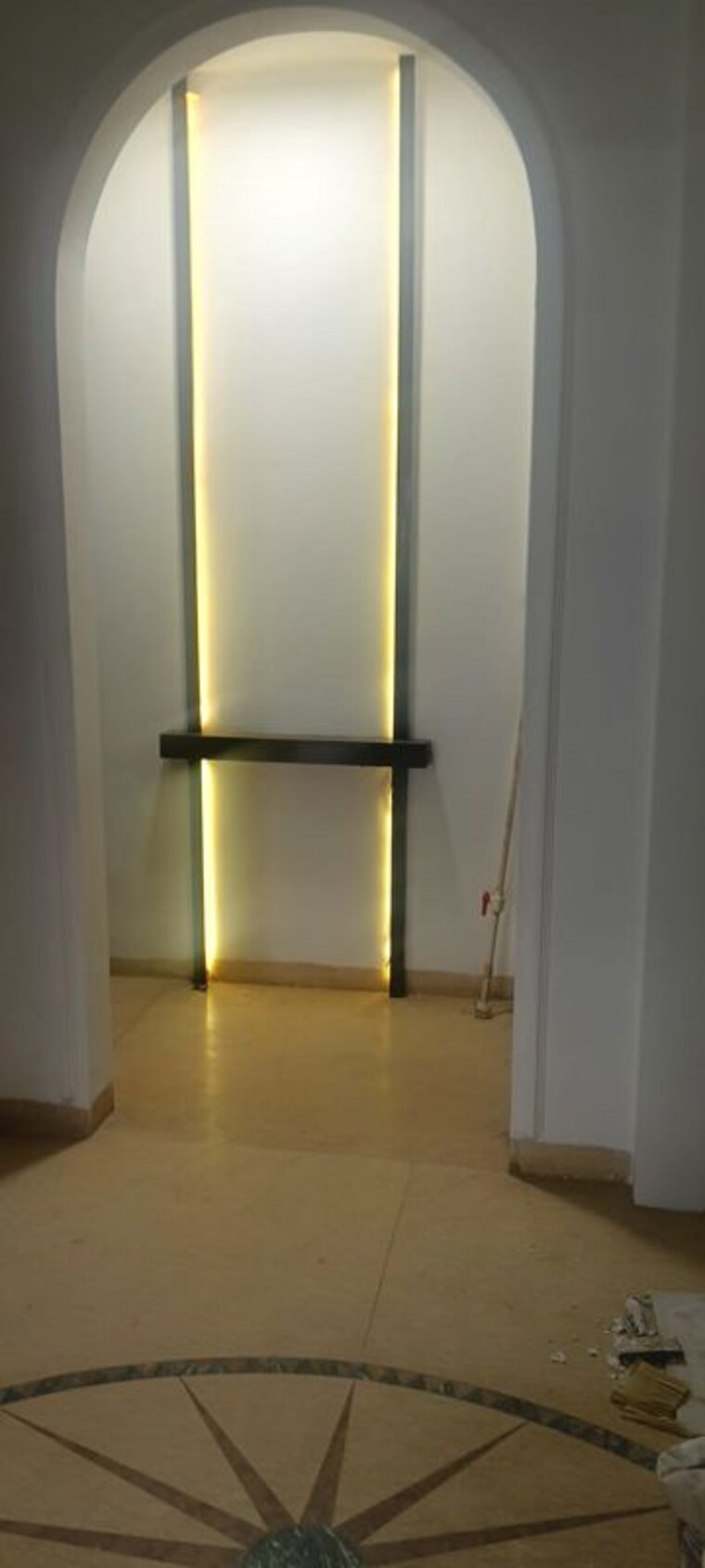 Room, green park 3 Bedroom 200 Sq.Yd. Apartment In Green Park Delhi 10414102