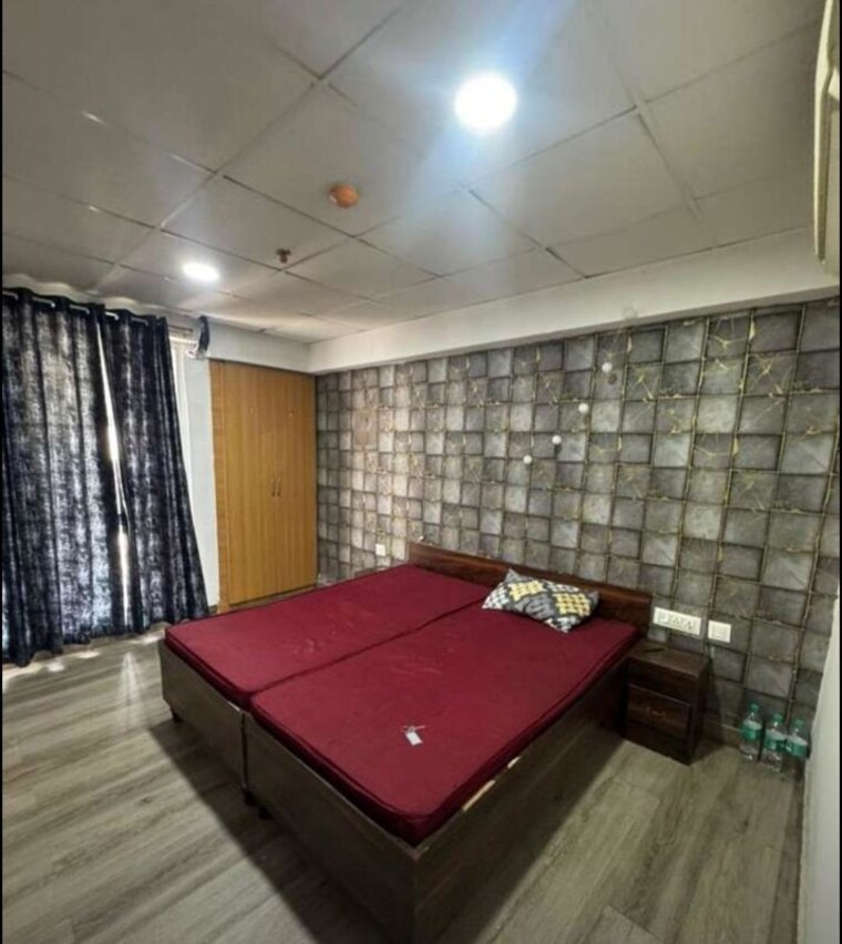 Bedroom, chandigarh-citi-center 1 Bedroom 400 Sq.Ft. Apartment In Vip Road Zirakpur 10414126