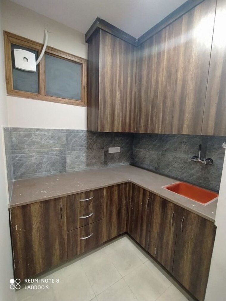 Kitchen, sector 57 1 RK 250 Sq.Ft. Builder Floor In Sector 57 Gurgaon 10414123