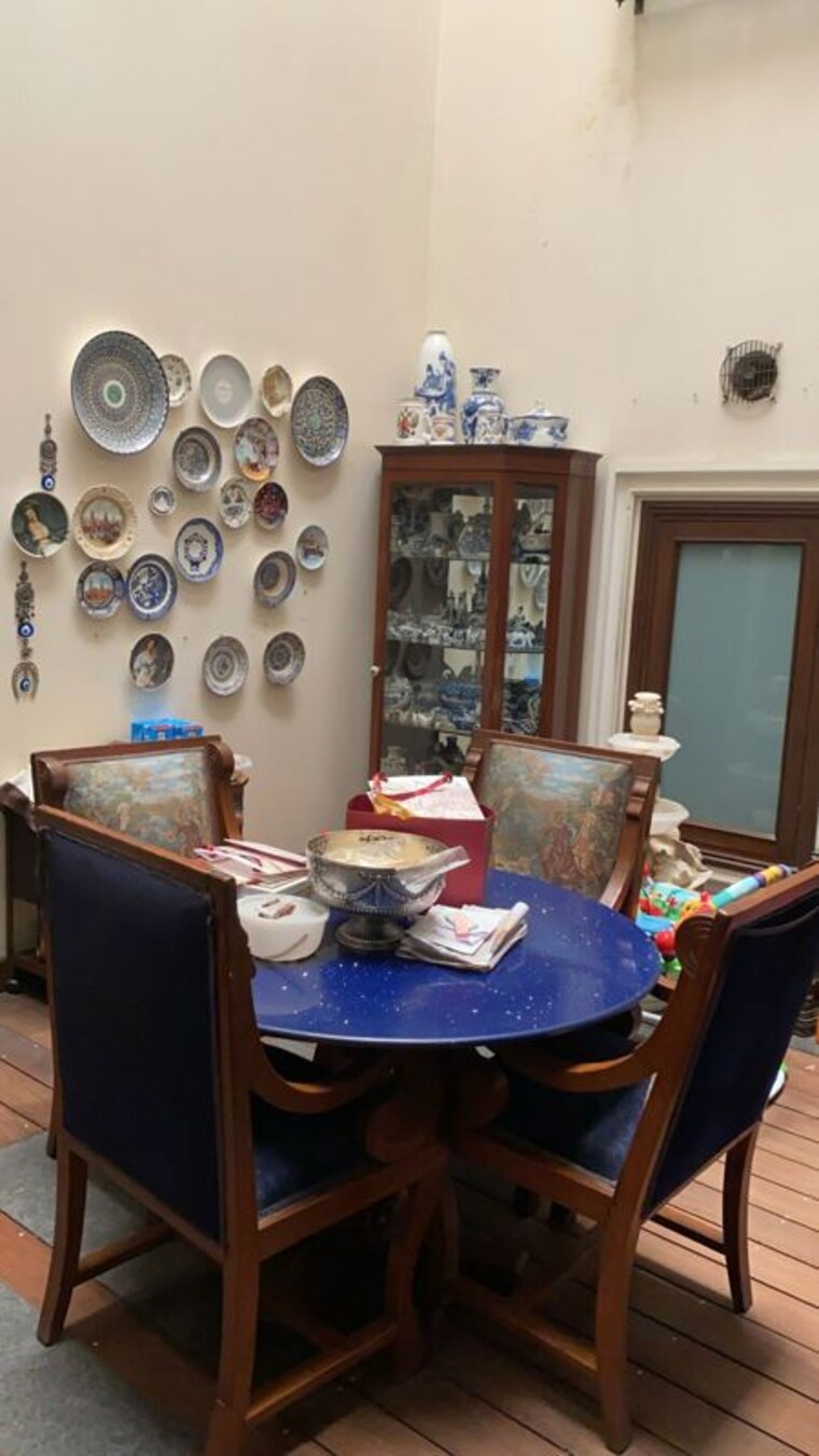 Dining area, golf links 3.5 Bedroom 4000 Sq.Ft. Penthouse In Golf Links Delhi 10414155