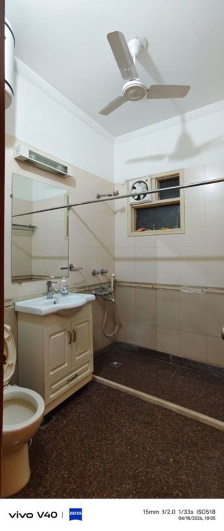 Kitchen, defence colony 3 Bedroom 217 Sq.Yd. Apartment In Defence Colony Delhi 10414160