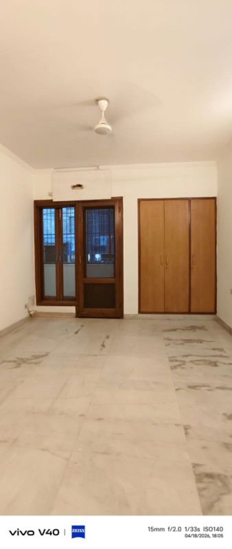 Room, defence colony 3 Bedroom 217 Sq.Yd. Apartment In Defence Colony Delhi 10414160