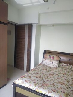 2 BHK + Extra Room Apartment For Sale in Parikh Paradise Tower