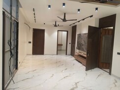 2 BHK + Servant Room,Study Room Apartment For Rent in Sector 10A