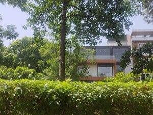 4 BHK Builder Floor – Garden View at Emaar Emerald Hills Phase 2, Sector 65 - for Sale