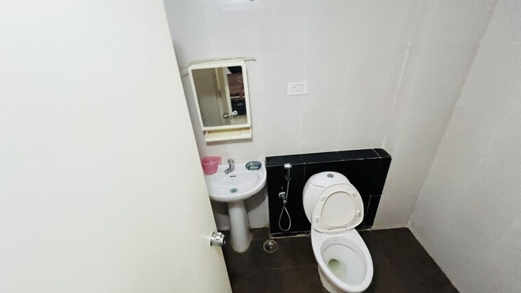 Bathroom, fortune-nest 2 Bedroom 1400 Sq.Ft. Apartment In Miyapur Hyderabad 10414188