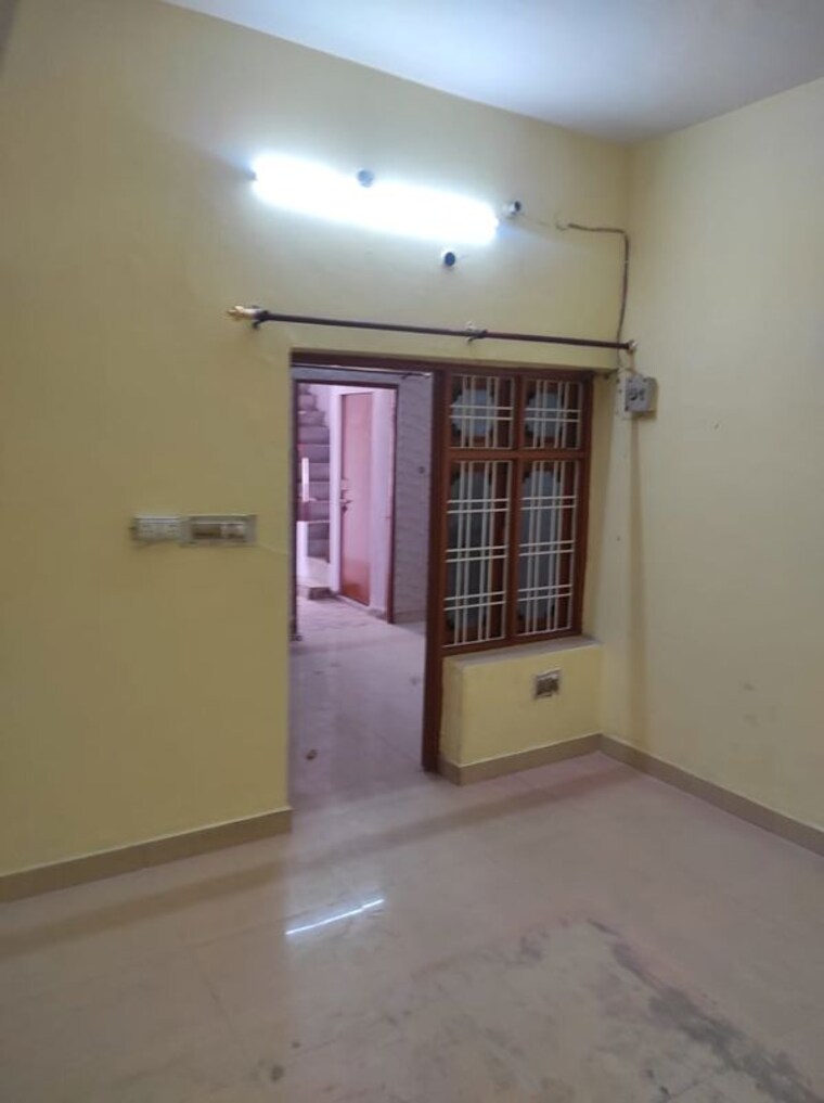 Room, gomti nagar 2 Bedroom 960 Sq.Ft. Independent House In Gomti Nagar Lucknow 10414237
