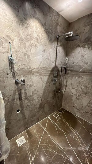 Bathroom in 4 BHK Independent House at Connaught Place – for Sale
