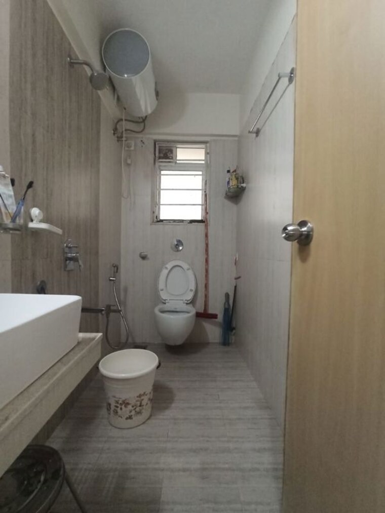 Bathroom, romell-empress 2 Bedroom 610 Sq.Ft. Apartment In Borivali West Mumbai 10414292