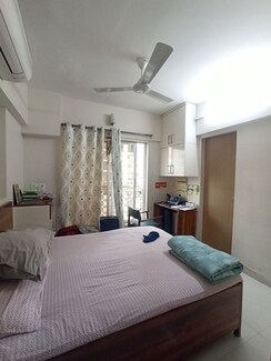 2 BHK Apartment For Sale in Romell Empress