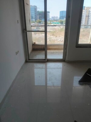 Room in 2 BHK Apartment at Gurukul Complex Kharadi, Kharadi – for Rent