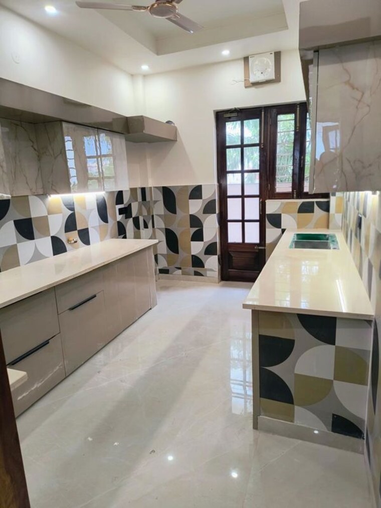 Kitchen, laxman chowk 4 Bedroom 94 Sq.Yd. Independent House In Laxman Chowk Dehradun 10414328