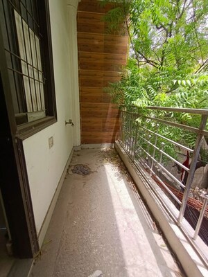 Balcony in 1 BHK Builder Floor at Panchsheel Vihar – for Rent