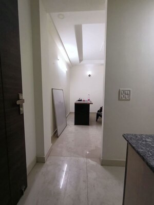Room in 1 BHK Builder Floor at Panchsheel Vihar – for Rent