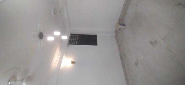 Room, khirki extension 2 Bedroom 850 Sq.Ft. Builder Floor In Khirki Extension Delhi 10414341