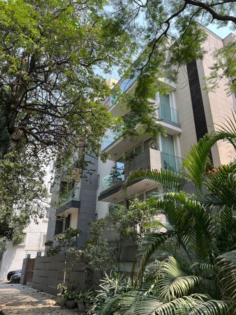 Exterior View, defence colony 4 Bedroom 325 Sq.Yd. Builder Floor In Defence Colony Delhi 10414359