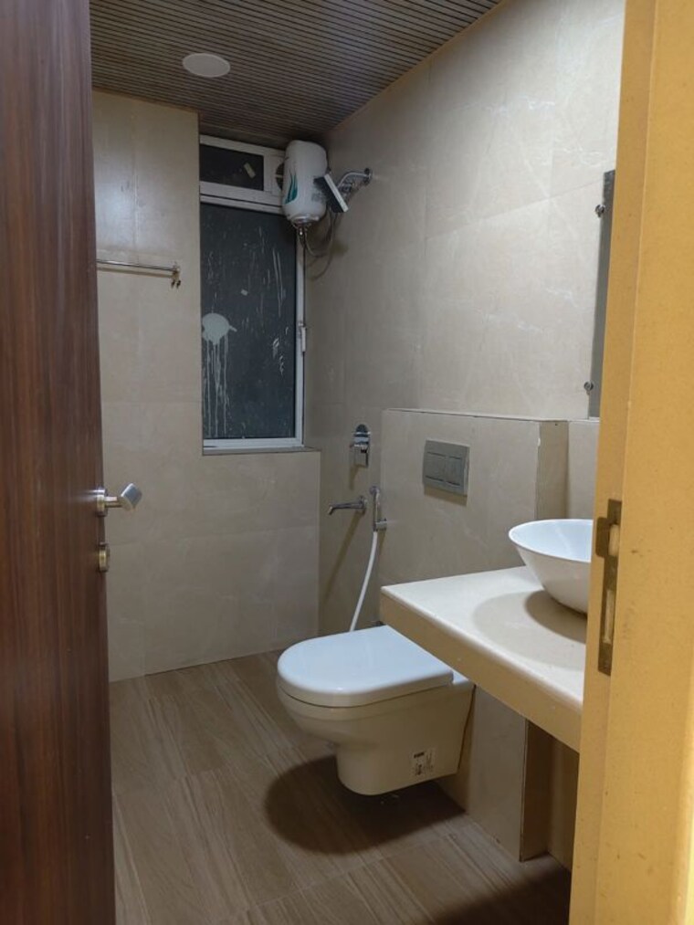 Bathroom, tridhaatu-morya 2 Bedroom 800 Sq.Ft. Apartment In Chembur Mumbai 10414367