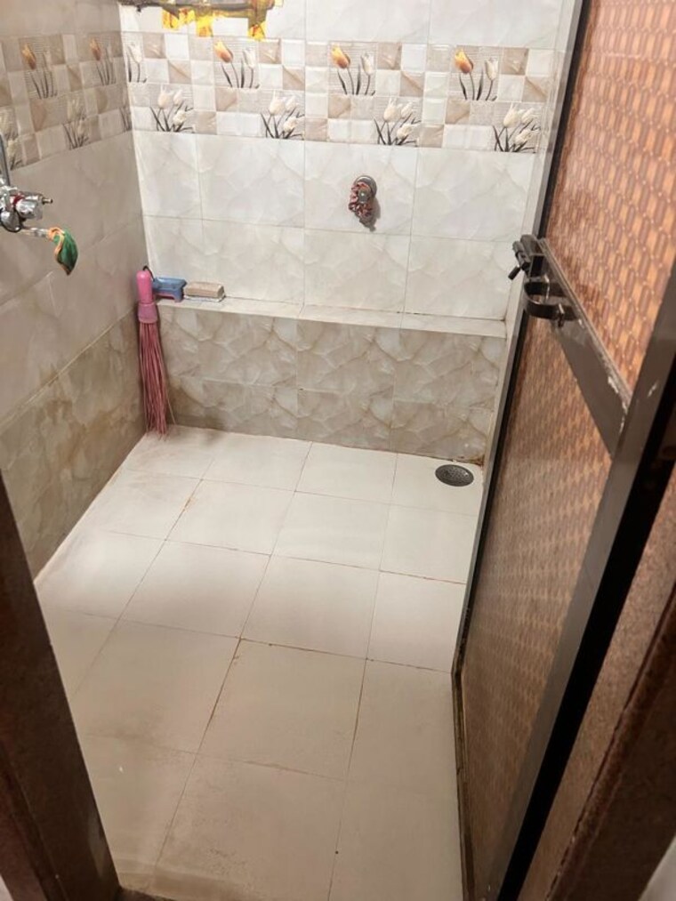 Bathroom, saibaba-vihar-complex 1 Bedroom 450 Sq.Ft. Apartment In Anand Nagar Thane 10414407