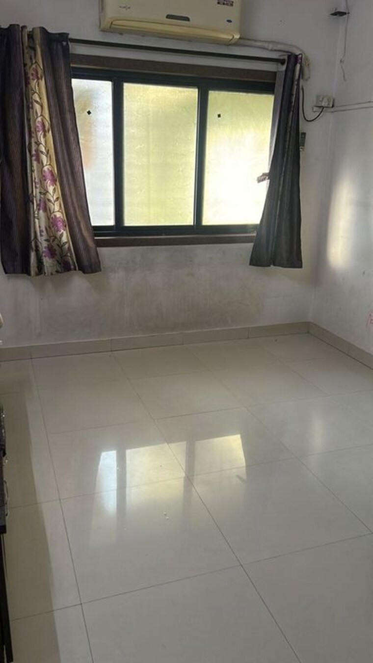 Living Room, saibaba-vihar-complex 1 Bedroom 450 Sq.Ft. Apartment In Anand Nagar Thane 10414407
