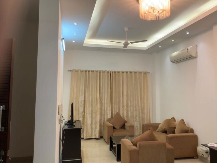 undefined, jawahar nagar 3 Bedroom 200 Sq.Yd. Builder Floor In Jawahar Nagar Delhi 10414412