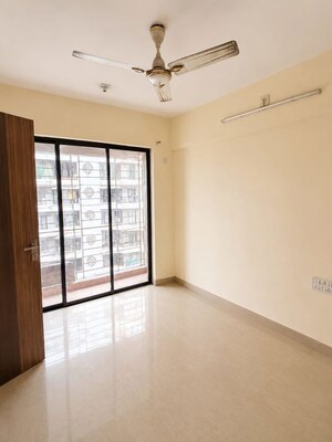Room in 1 BHK Apartment at Tharwani Vedant Millenia, Titwala – for Rent