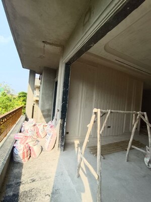 Building Lobby in 3 BHK Builder Floor at Shivalik Colony – for Sale