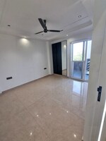 4 BHK + Pooja Room,Servant Room,Study Room 250 Sq.Yd. Builder Floor in Parklands