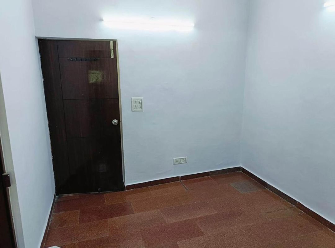 3 BHK + Pooja Room Apartment For Rent in Greater Kailash