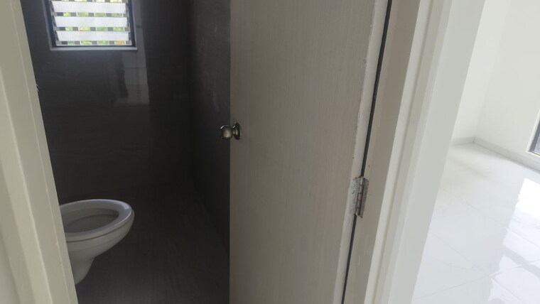 Attached Bathroom, runwal-one 3 Bedroom 910 Sq.Ft. Apartment In Manpada Thane 10414421
