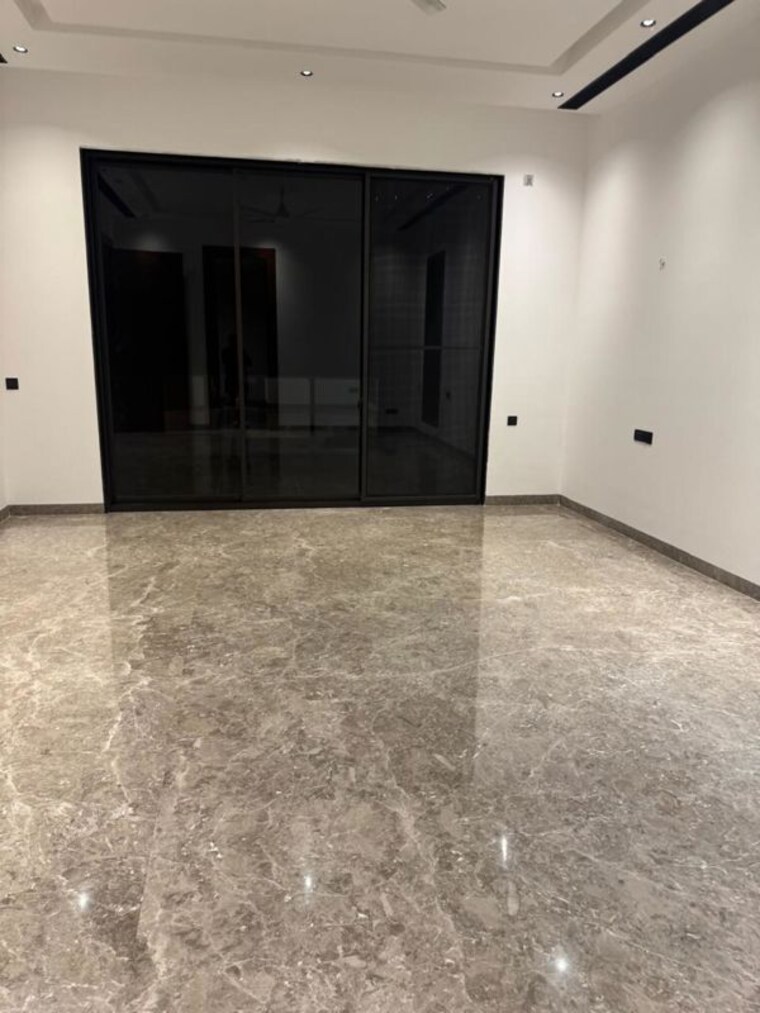 Room, chattarpur 5 Bedroom 1800 Sq.Ft. Villa In Chattarpur Delhi 10414474