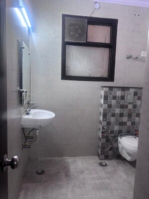 Bathroom in 3 BHK Builder Floor at Ansal Plaza Sector-23, Sector 23 – for Rent
