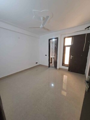 Room in 2 BHK Builder Floor at Malviya Nagar – for Rent
