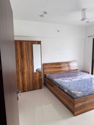 Bedroom in 2 BHK Apartment at Mante Luxor, Baner – for Rent