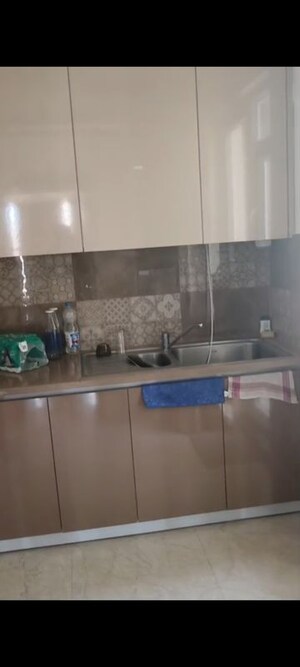 Kitchen in 4 BHK Apartment at BPTP Terra, Sector 37d – for Rent